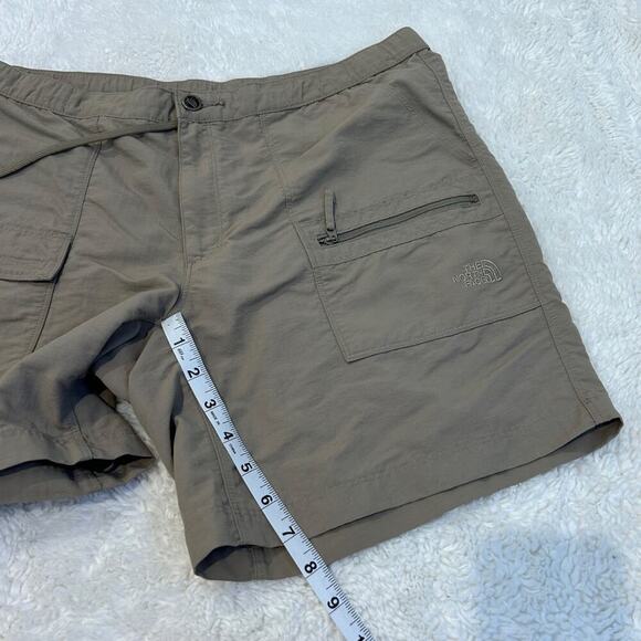 North Face Womens Khaki Stow Away Shorts Size L Hiking, Adventure Indie Core - Picture 3 of 7